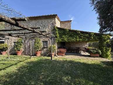 Foto Rustico a Serravalle Pistoiese Barile - Spazzavento di 500 m²