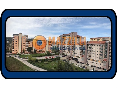 Foto Appartamento in Via Mar Egeo, Potenza Centro di 120 m² con 4 locali