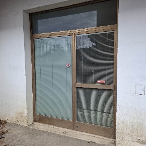 Foto Negozio a Monteriggioni di 75 m² con 1 locali in vendita