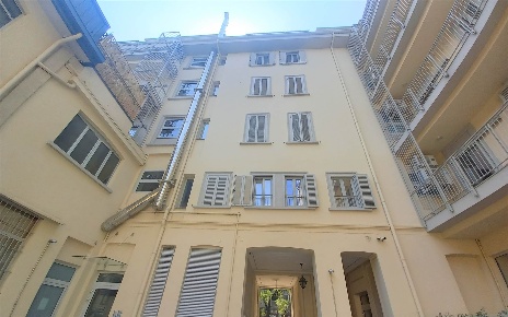 Foto Appartamento in Via Solari 6, Milano Solari di 60 m² con 2 locali
