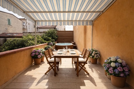 Foto Appartamento in Viale Cristoforo Colombo 27, Camaiore Lido di Camaiore