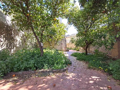 Foto Case semi ndipendenti a Domusnovas di 225 m² con 9 locali in vendita