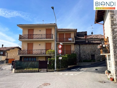 Foto Villa unifamiliare in Via degli Alpini, Alzano Lombardo Monte Di Nese