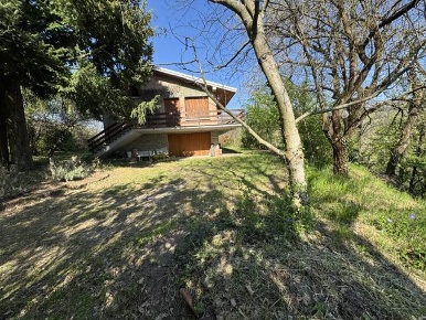 Foto Villa unifamiliare in Via Puzzola 42, Grizzana Morandi di 160 m²