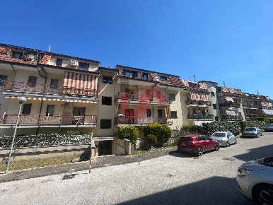 Foto Appartamento in Via Ciardelli, Benevento Santa Colomba di 90 m²