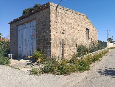 Foto Rustico in via saragat, Comiso Centro di 2000 m² con 1 locali