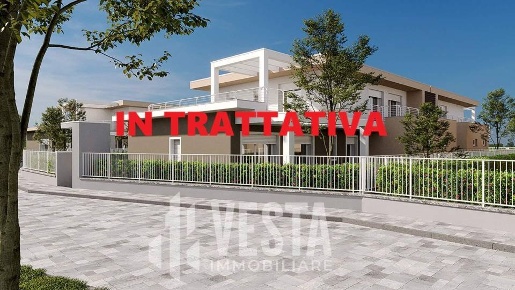 Foto Appartamento in Via Arese, Osnago Centro di 117 m² con 4 locali