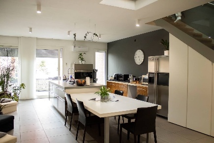 Foto Villa unifamiliare a Mantova Belfiore di 272 m² con 4 locali