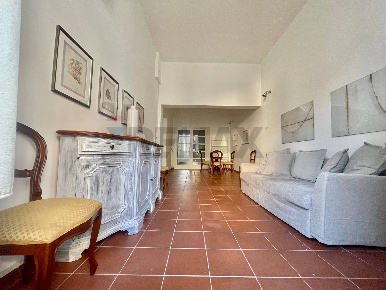 Foto Appartamento in Via Principe Amedeo 82, Bari Murat di 84 m² in affitto