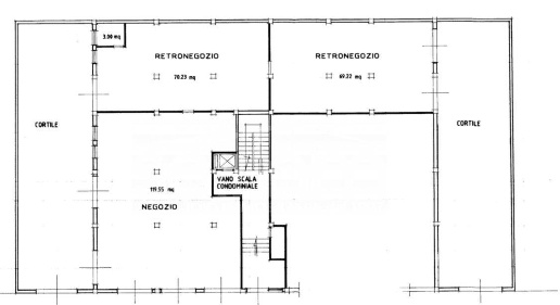 Foto Locale commerciale a Cagliari Monte Urpinu di 320 m² con 2 locali