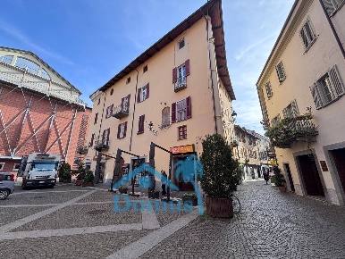 Foto Locale commerciale in Via del Pino, Pinerolo Centro di 35 m²