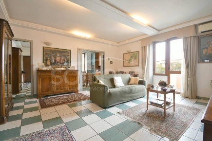 Foto Appartamento a Cagliari Piazza della Repubblica di 104 m² con 3 locali