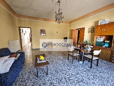 Foto Appartamento in via vittorio emanuele 64, Cursi di 251 m² con 9 locali