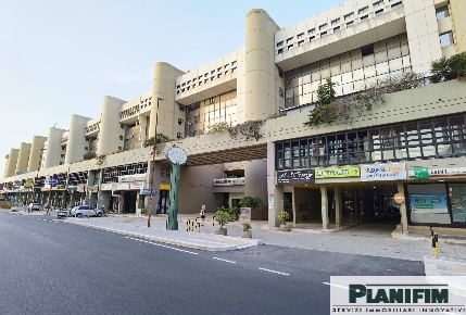 Foto Posti auto in VIA GIOVANNI AMENDOLA 172, Bari Japigia di 20 m²