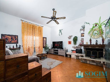 Foto Appartamento in Via Pio XI, Como Borghi di 77 m² con 3 locali