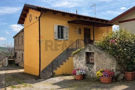 Foto Casa indipendente in Contrada Pallante 9, Loreto Aprutino di 129 m²