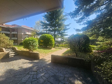 Foto Appartamento in Viale delle Vittorie, Malnate Centro di 83 m²
