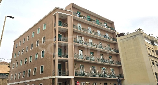 Foto Appartamento a Cagliari San Benedetto di 124 m² con 4 locali