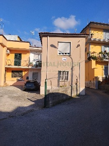 Foto Case semi ndipendenti in sirignano, Sirignano di 41 m² con 2 locali