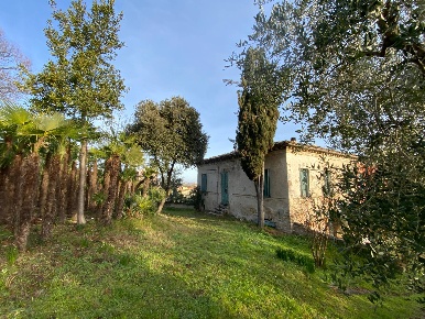 Foto Villa unifamiliare in Contrada Marina Palmense snc, Fermo di 350 m²