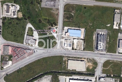 Foto Terreno residenziale a Nuoro di 2527 m² in vendita