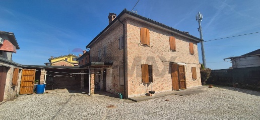 Foto Case semi ndipendenti in Via Chiesa 139, Ferrara San Martino di 109 m²