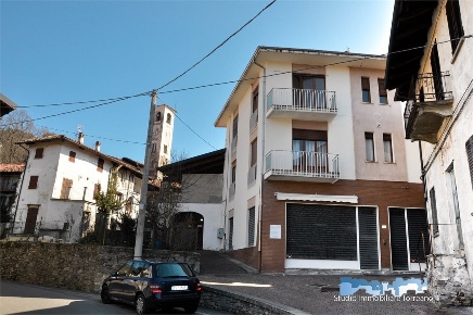 Foto Appartamento in Vicolo Arnaldo da Brescia, Vistrorio di 90 m²