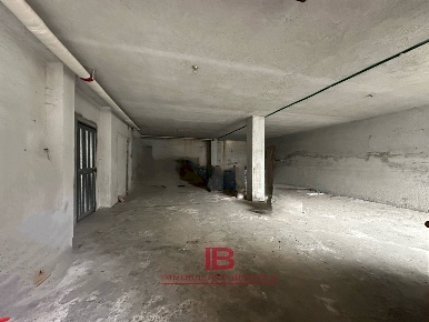 Foto Magazzino a Cuneo Centro Storico di 90 m² con 1 locali in affitto