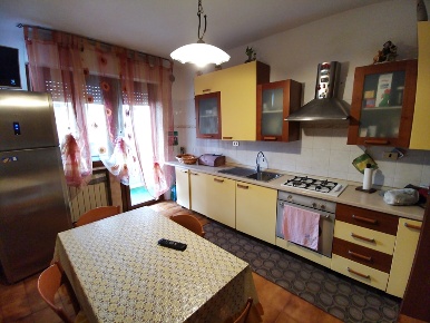 Foto Appartamento in Via degli Ernici, Chieti Chieti Città di 110 m²