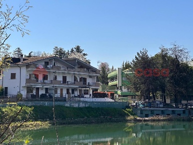 Foto Villa bifamiliare in Via Roma 10, Avezzano Centro di 280 m² in vendita