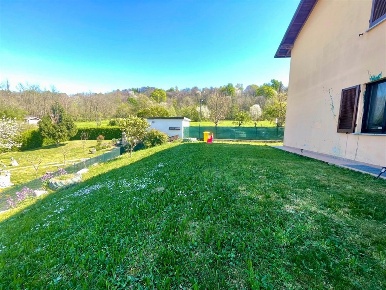 Foto Appartamento a Azzate di 85 m² con 3 locali in affitto