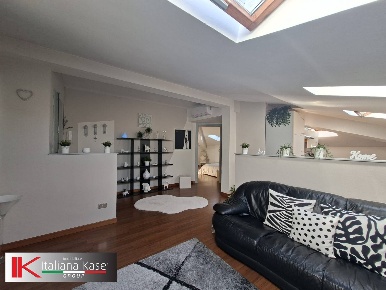 Foto Attico in viale europa, Mazzè Centro di 55 m² con 3 locali in affitto