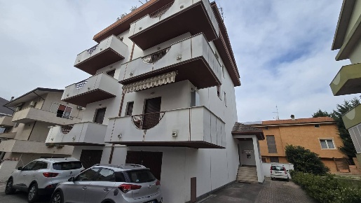 Foto Appartamento in via Napoli, Spoltore Villa Raspa di 104 m² in vendita