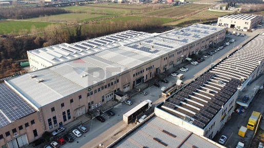 Foto Capannone industriale a Pisogne di 12000 m² in vendita
