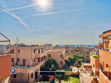 Foto Attico in Via Padre Gaetano Alberti, Pietra Ligure Centro di 126 m²