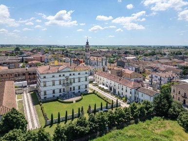 Foto Villa unifamiliare in Via Caterina Bon Brenzoni 3/5/7, Mozzecane
