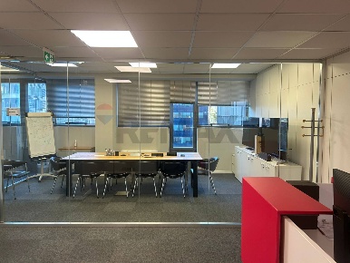 Foto Ufficio a Milano Isola di 340 m² in affitto