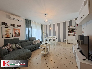 Foto Appartamento in diaz 44, Caluso Centro di 110 m² con 4 locali