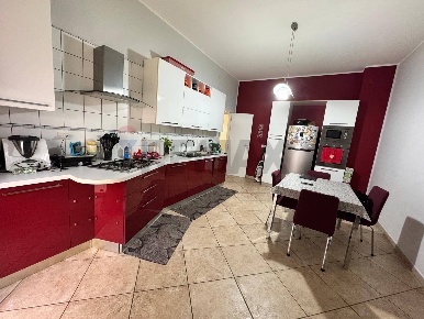 Foto Appartamento in Via Della Pentapoli 102, Priolo Gargallo di 88 m²