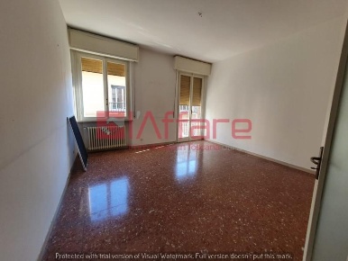 Foto Appartamento a Pontedera Centro di 98 m² con 5 locali in affitto