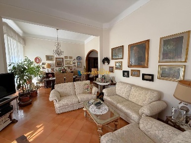 Foto Appartamento a Livorno Fabbricotti di 147 m² con 4 locali in vendita