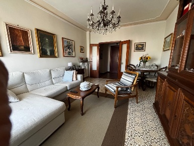 Foto Appartamento a Pisa Landi di 103 m² con 5 locali in vendita