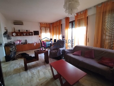 Foto Appartamento a Livorno Fabbricotti di 130 m² con 5 locali in vendita