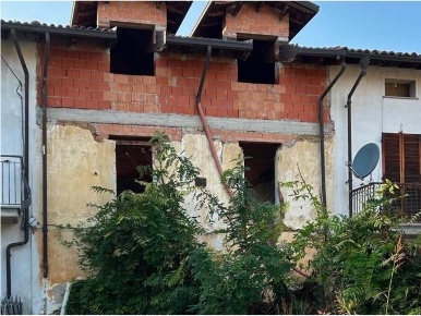 Foto Appartamento a Fresonara di 118 m² con 6 locali in vendita