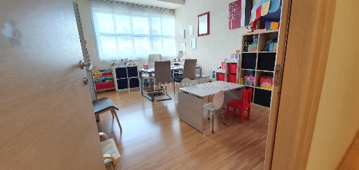 Foto Attività commerciale a Pisa Ghezzano di 200 m² con 8 locali in affitto