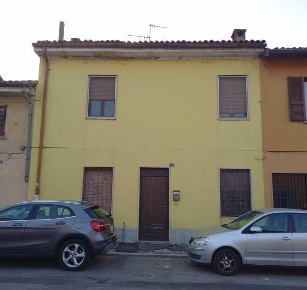 Foto Appartamento a Belgioioso Centro di 170 m² con 5 locali in vendita