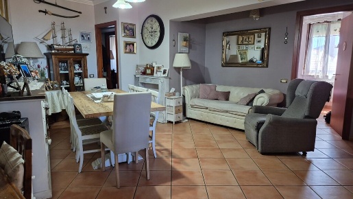 Foto Appartamento a Civitanova Marche con 5 locali in vendita