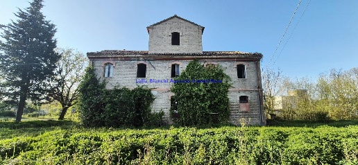 Foto Rustico in VIA VILLAGRANDE, Pesaro Santa Maria dell'Arzilla di 220 m²