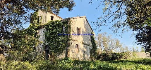 Foto Rustico in VIA VILLAGRANDE, Pesaro Santa Maria dell'Arzilla di 220 m²