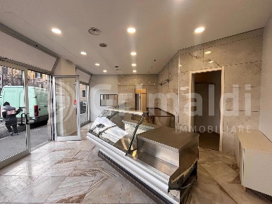 Foto Negozio in Corso RACCONIGI 48, Torino San Paolo di 45 m² con 2 locali